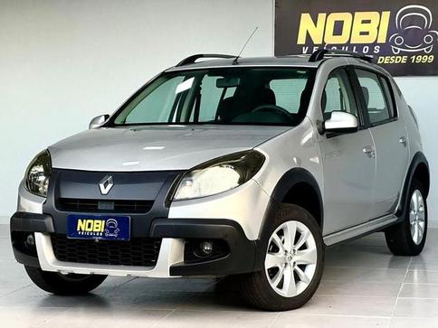 RENAULT SANDERO STEPWAY