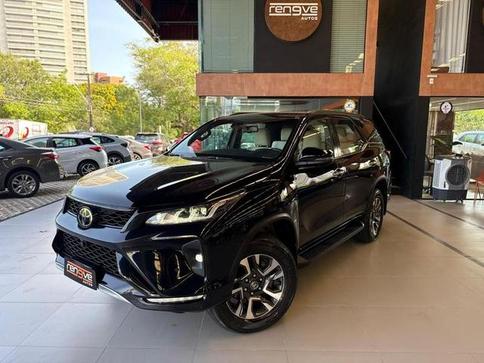 TOYOTA SW4 DSL 4X4 SRX DIAMOND AT 7S