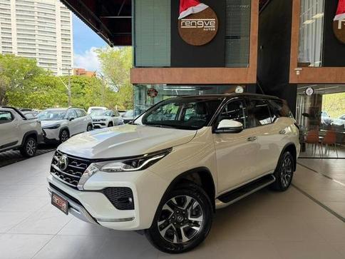 TOYOTA SW4 DSL 4X4 SRX AT 7S DIESEL