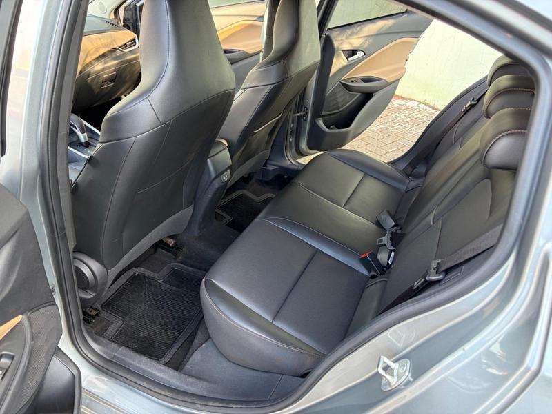Chevrolet Onix Sed Plus Premium 1.0 12V Tb Flex Automático - foto 10