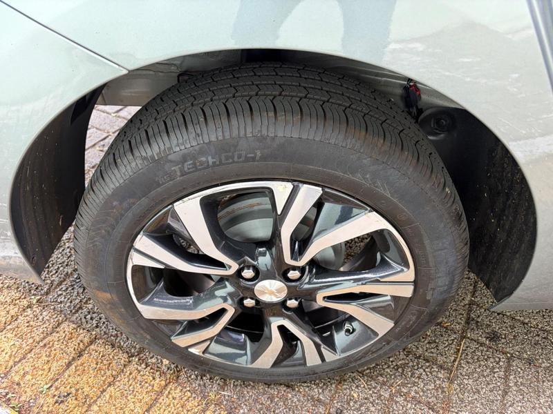 Chevrolet Onix Sed Plus Premium 1.0 12V Tb Flex Automático - foto 17