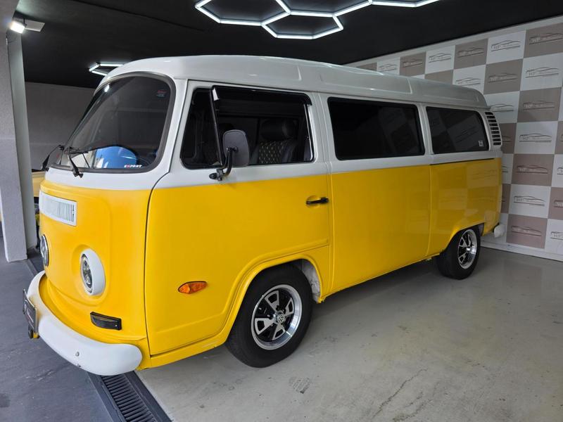 VOLKSWAGEN KOMBI