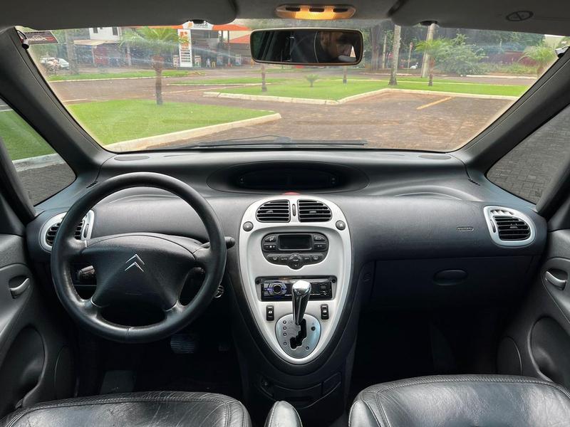 Citroën C4 Grand Picasso Exclusive 2.0 16V Automático - foto 10