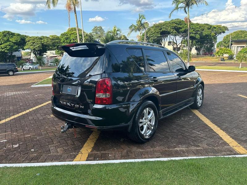 Ssangyong Rexton Rx 270 4X4 Xdi 27 Automático 4P - foto 4