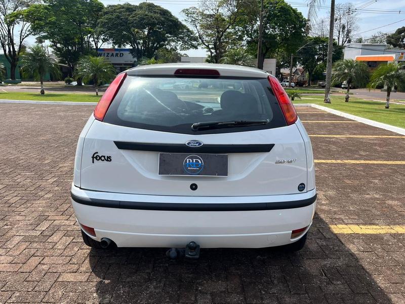 Ford Focus 20l Ha - foto 7