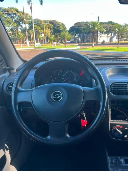 Chevrolet Corsa - foto 10
