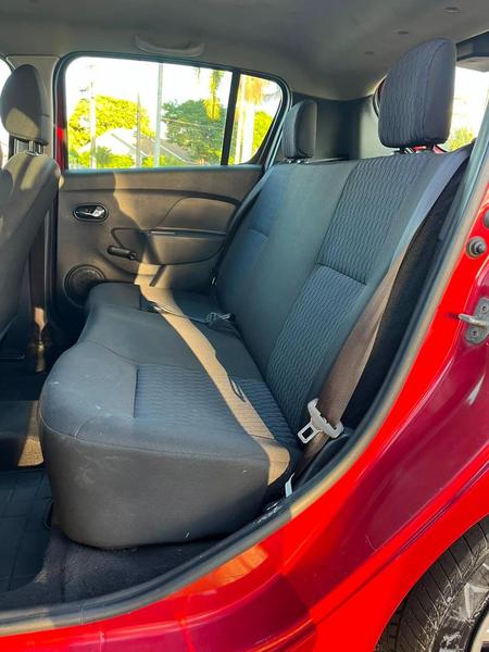 Renault Sandero Bordô - foto 14