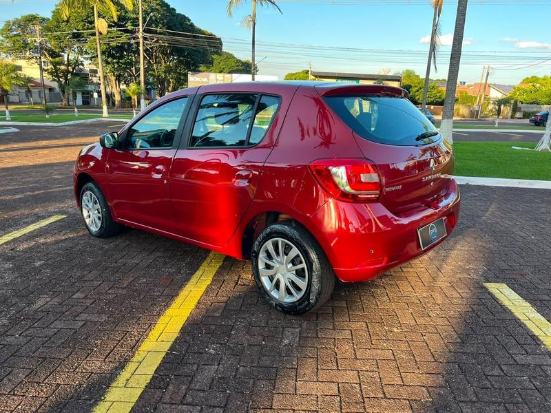 Renault Sandero Bordô - foto 7