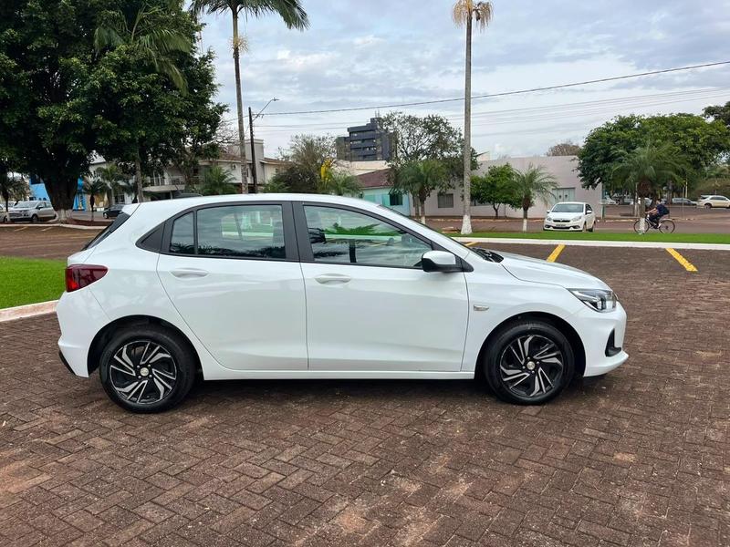 Chevrolet Onix Hatch LT 1.0 12V Flex 5P Mec - foto 4