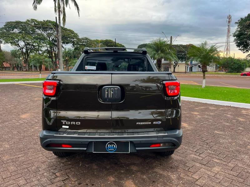 Fiat Toro Freedom 1.8 16V Flex Automático - foto 6
