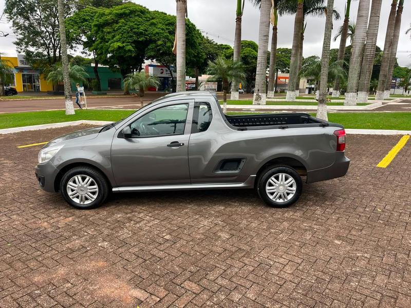 Chevrolet Montana Ls2 - foto 8