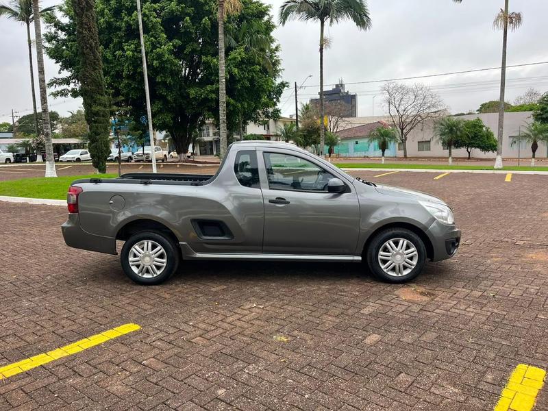 Chevrolet Montana Ls2 - foto 4