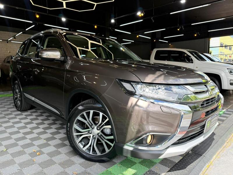 Mitsubishi Outlander Mmc Outlander 30 GT 2018 Londrina Parana - foto 8