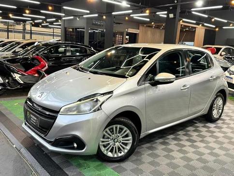 PEUGEOT 208 ACTIVE MT