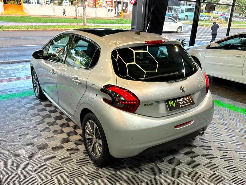 Peugeot 208 Griffe At - foto 6