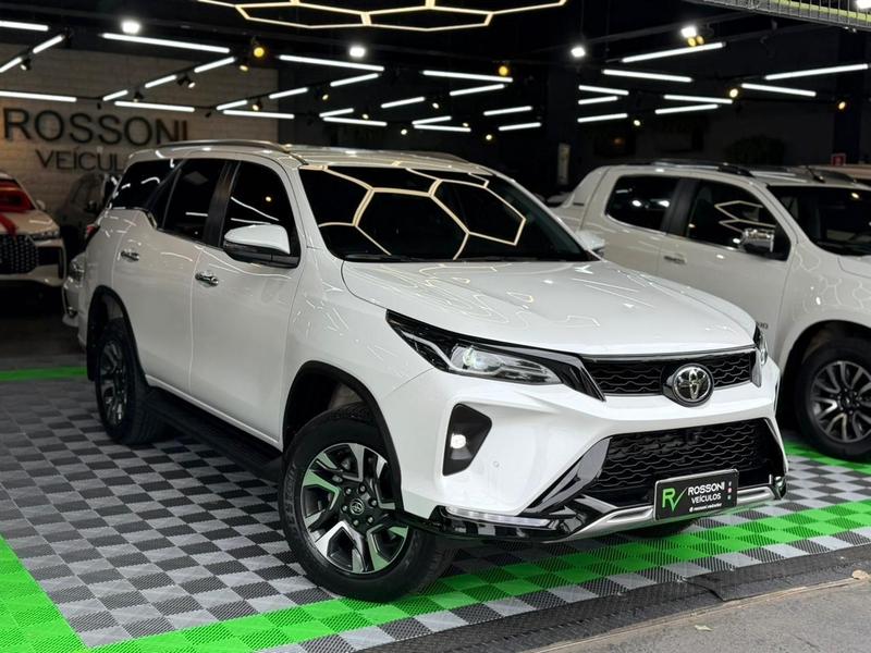 Toyota SW4 Hilux Swsrxa4rd 2025 Londrina Parana - foto 3
