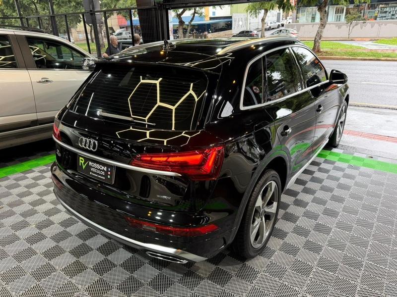 Audi Q5 2.0tfsi - foto 4
