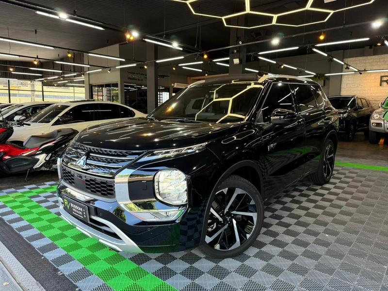 Mitsubishi Outlander 2026 à venda