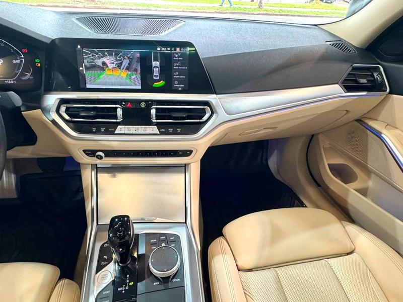 BMW 320i active flex - foto 18