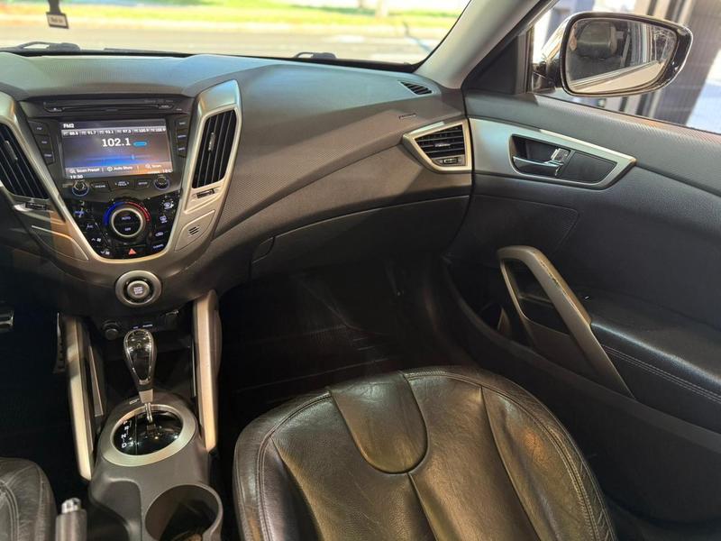 Hyundai Veloster 2012 Londrina Parana - foto 18