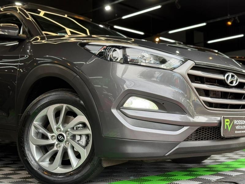 Hyundai Tucson turbo gls - foto 6