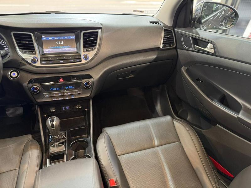 Hyundai Tucson turbo gls - foto 18
