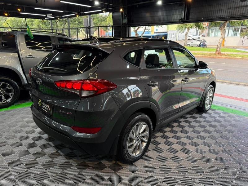 Hyundai Tucson turbo gls - foto 4