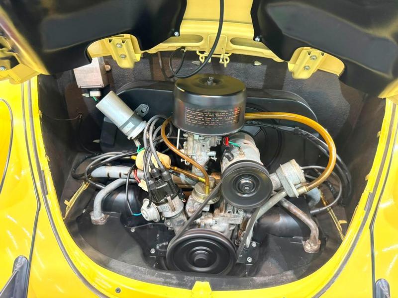 Volkswagen Fusca amarelo - foto 17
