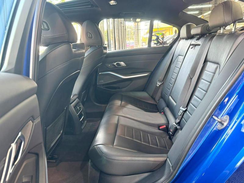 BMW 320i m sport flex - foto 16