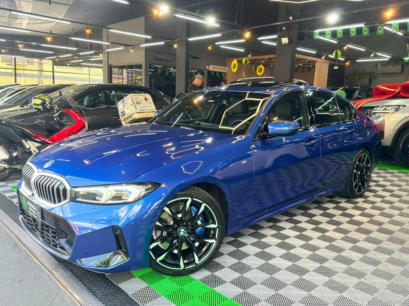 BMW 320i 2023 à venda