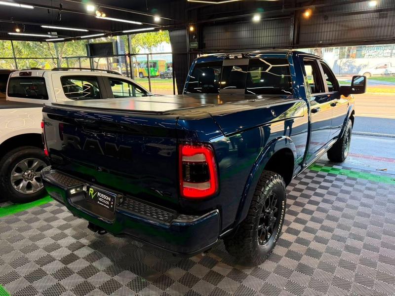Ram 3500 longhorn 6.7d - foto 8
