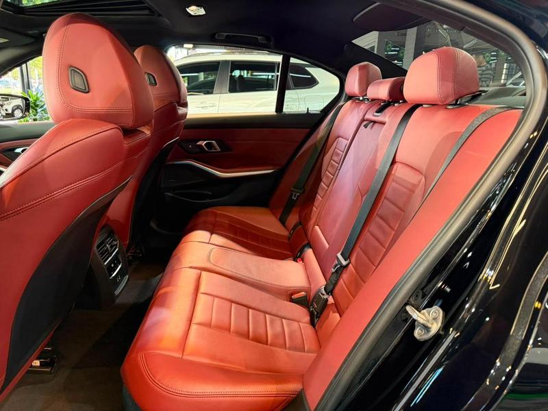 BMW 320i m sport flex - foto 36