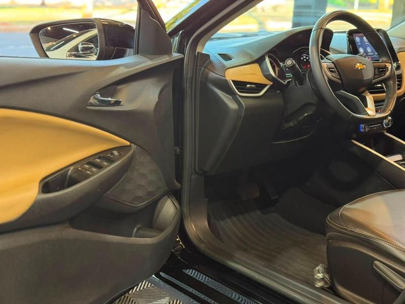 Chevrolet Onix Plus 10tat pr2 - foto 14