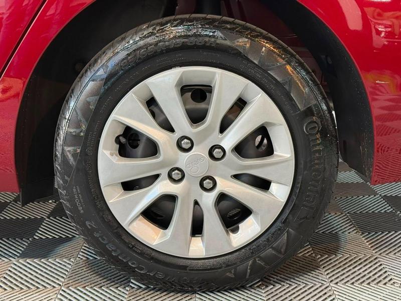 Chevrolet Onix Plus 10mt lt1 - foto 31