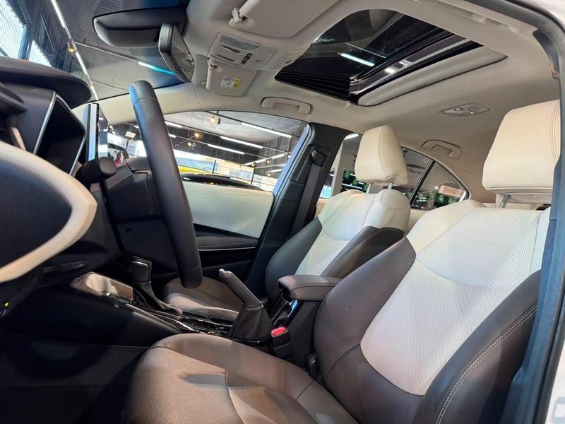 Toyota Corolla apremiumh - foto 18