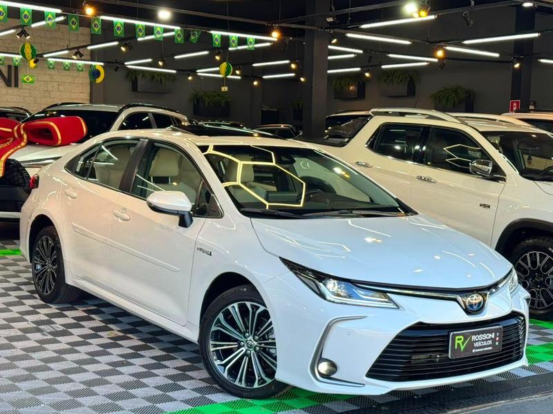 Toyota Corolla apremiumh - foto 3