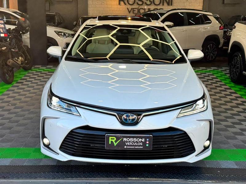 Toyota Corolla apremiumh - foto 2