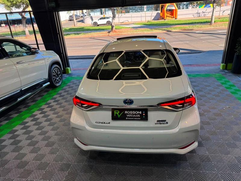 Toyota Corolla apremiumh - foto 5