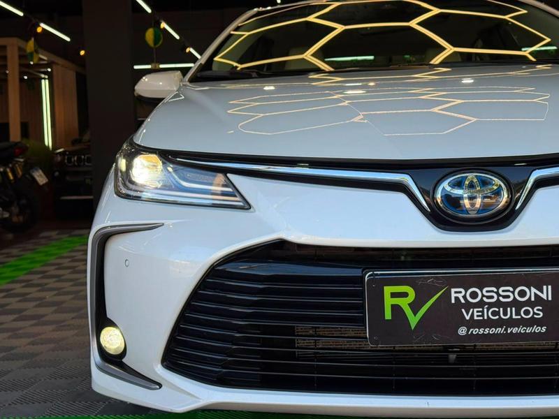 Toyota Corolla apremiumh - foto 8