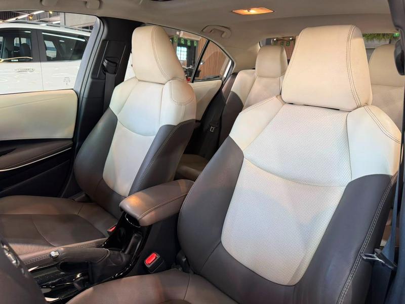 Toyota Corolla apremiumh - foto 16