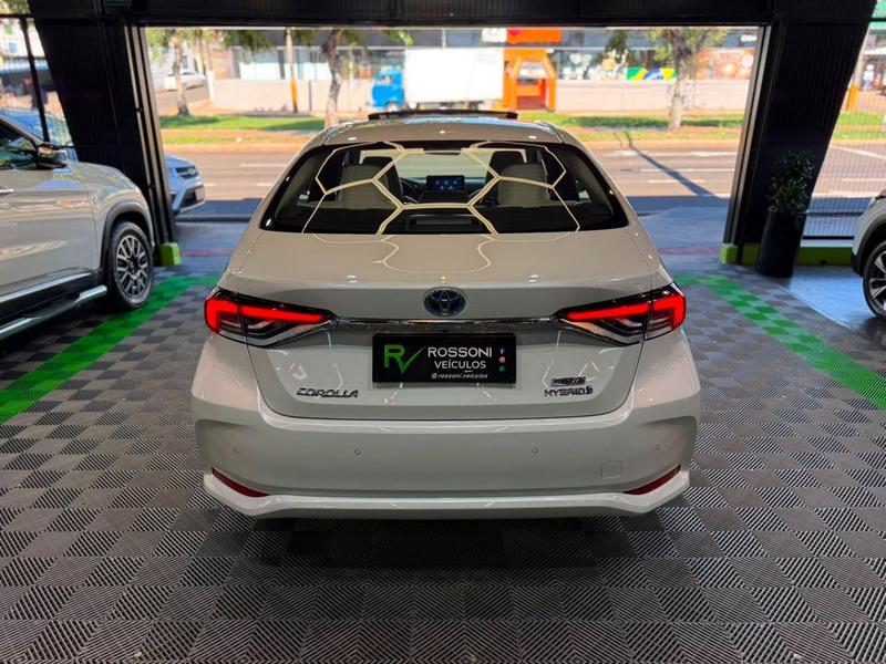 Toyota Corolla apremiumh - foto 5