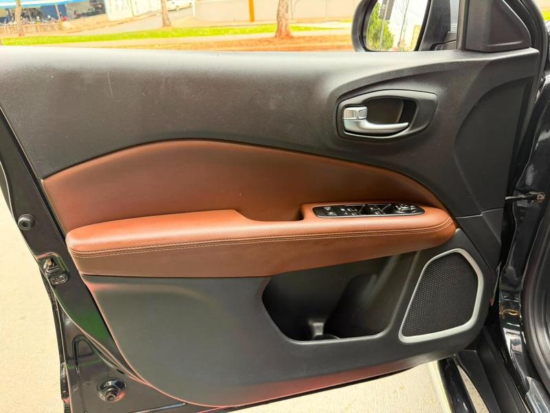 Fiat Toro ranch at9 4x4 - foto 17