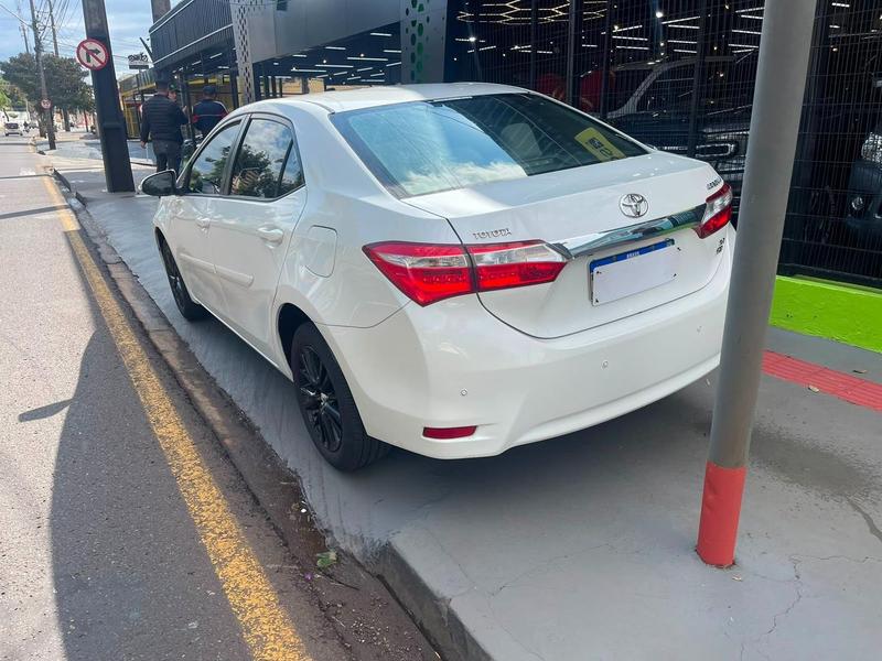 Toyota Corolla xei20flex - foto 6