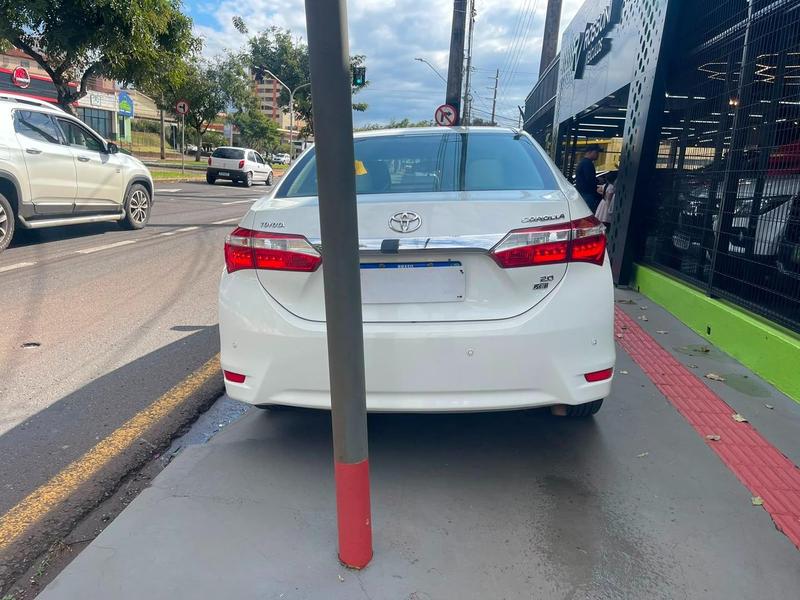 Toyota Corolla xei20flex - foto 5