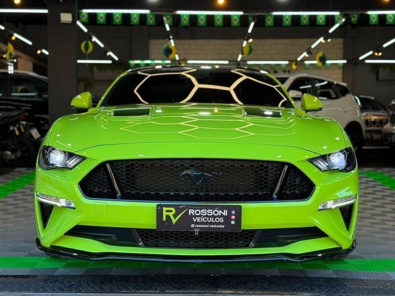 Ford Mustang gt - foto 2