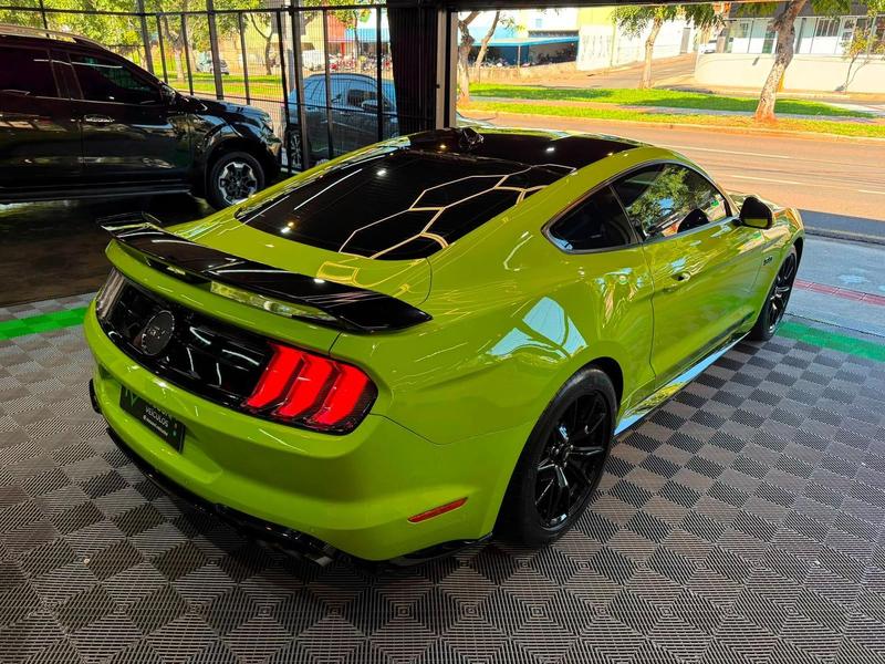 Ford Mustang 5.0 V8 Ti CVT Gasolina Black Shadow Selectshift - foto 4
