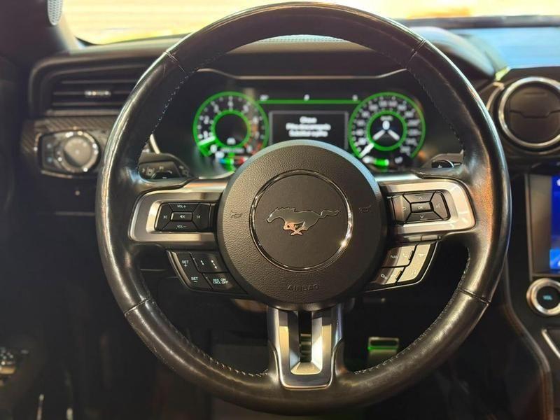 Ford Mustang gt - foto 12