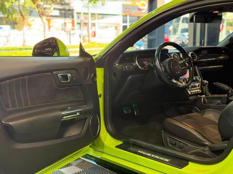 Ford Mustang gt - foto 19