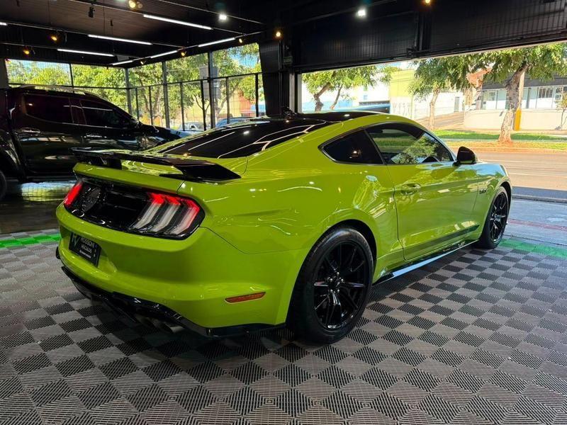 Ford Mustang gt - foto 4
