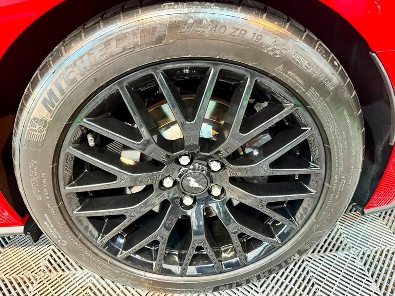 Ford Mustang gt - foto 19